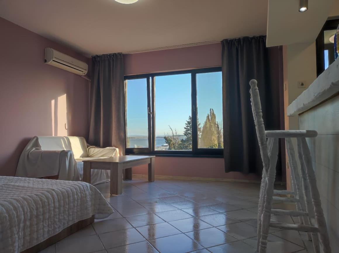 Апартамент Съншайн Burgas City Exterior foto
